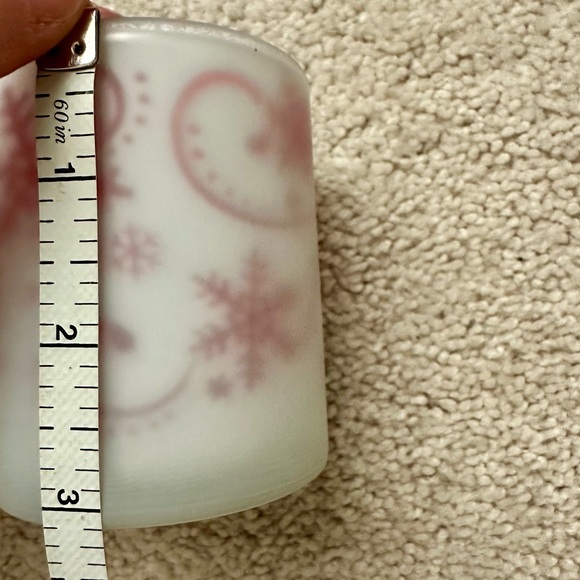 Red Snowflake Candle Holder - Set of Two - Yankee Candle - Picture 5 of 6